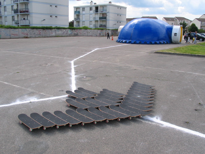 exhibition view: Parking, CAC Bretigny - 2004