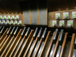recording the sounds of the organ